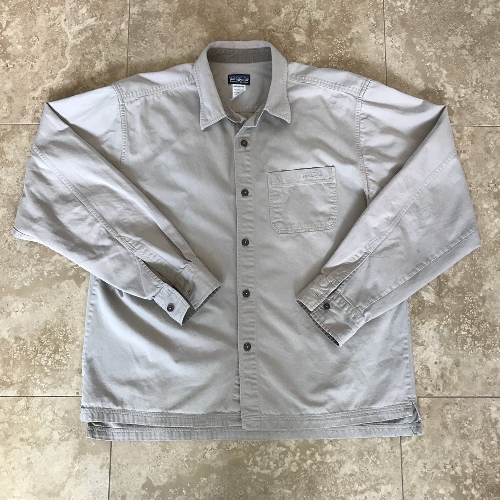 Patagonia men’s organic cotton button up